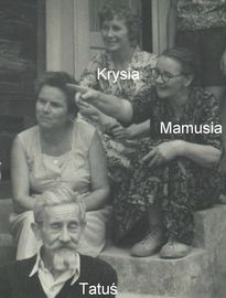 W Mystkowie - Mamusia, Tatu, Krysia i kuzynka